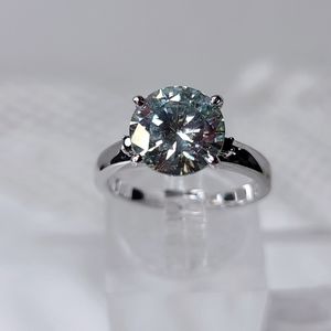 Moissanite 3.15 Carat Brilliant Round Solitare Ring